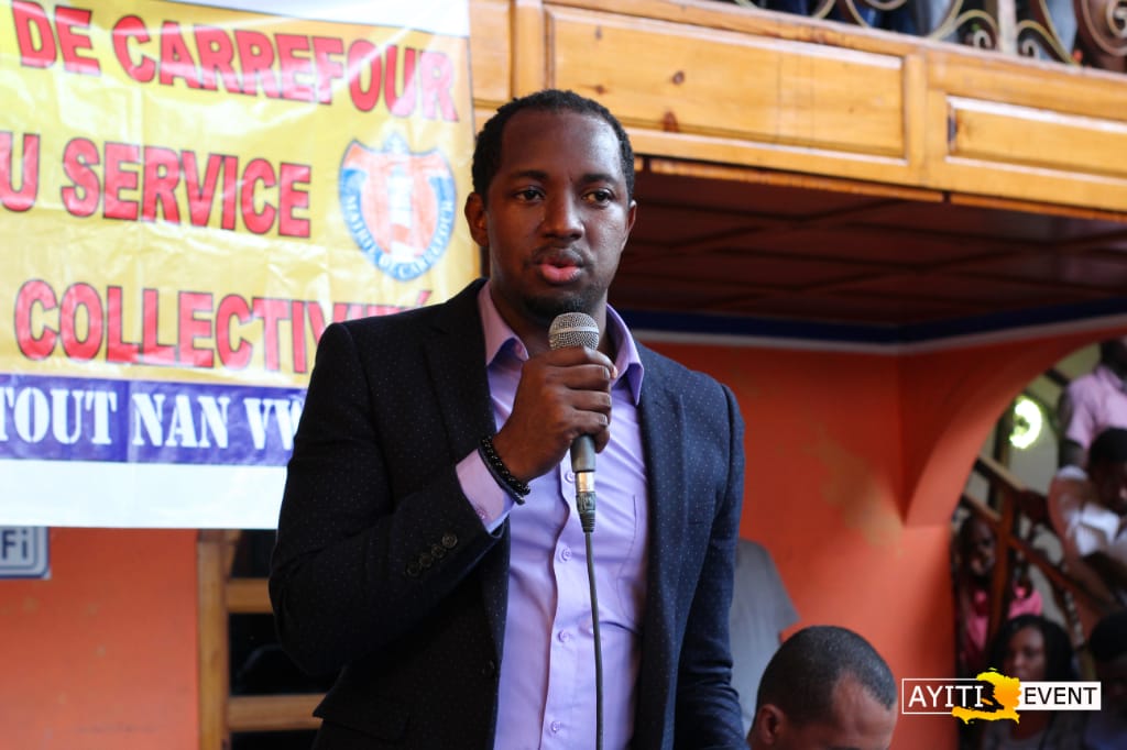 Un pays en crise économique, les jeunes sont exhortés à prendre leurs vies en main